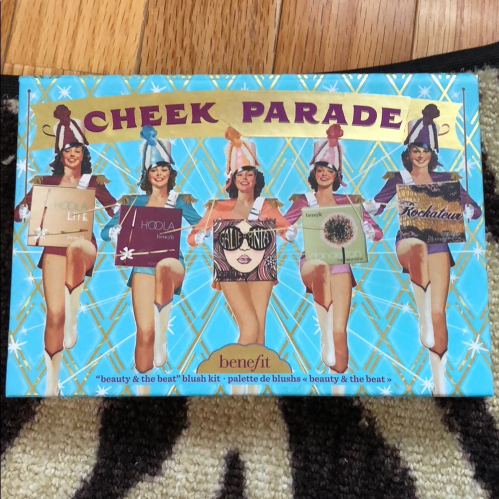 BENEFIT CHEEK PARADE PALETTE